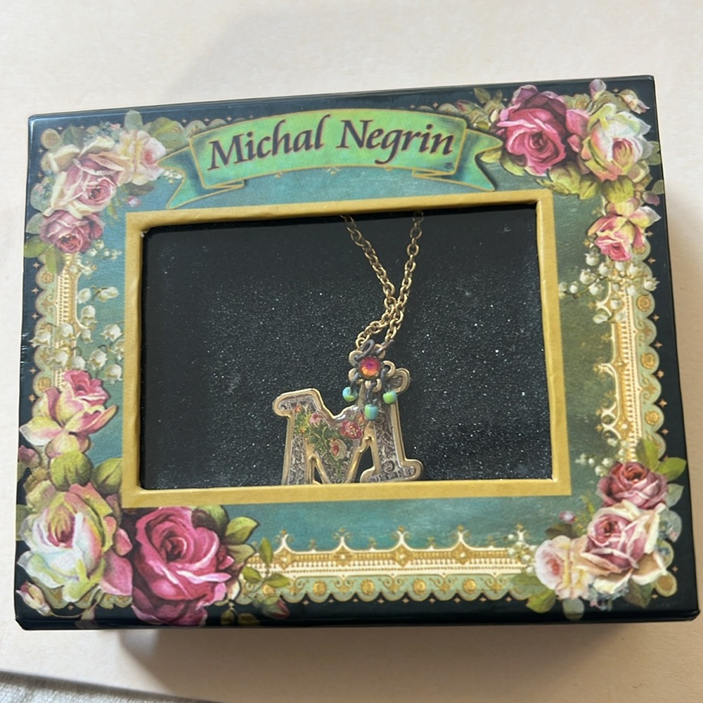 Michal Negrin Gold Floral Initial 'M' adjustable Necklace - Picture 3 of 3